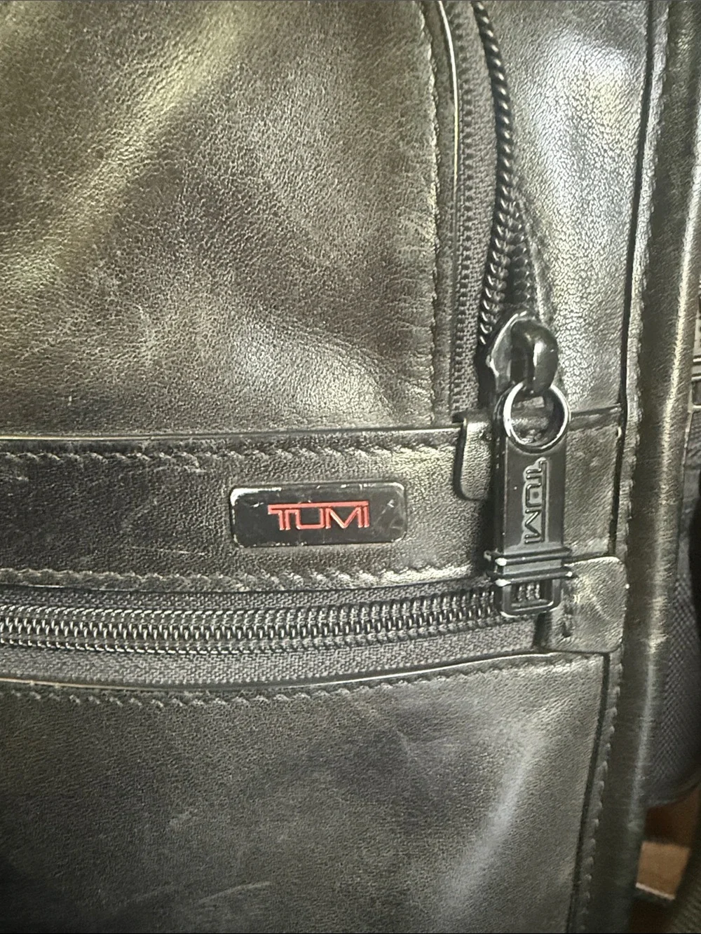 Tumi Alpha Leather Laptop Briefcase, pre-loved